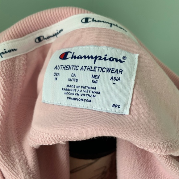 NWT Champion Pink Crewneck Sweatshirt Size 1X - Picture 4 of 5
